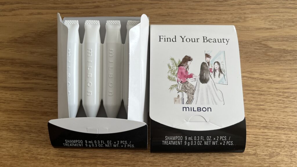 サンプル品としてもらったシャンプーとトリートメントのセットです。